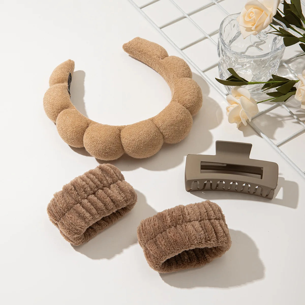 Spa Headband and Wristband Set Skin Care Headband for Wash Face Face Hair Clips for Thick Hair Cute Fluffy Sponge Bubble Makeup