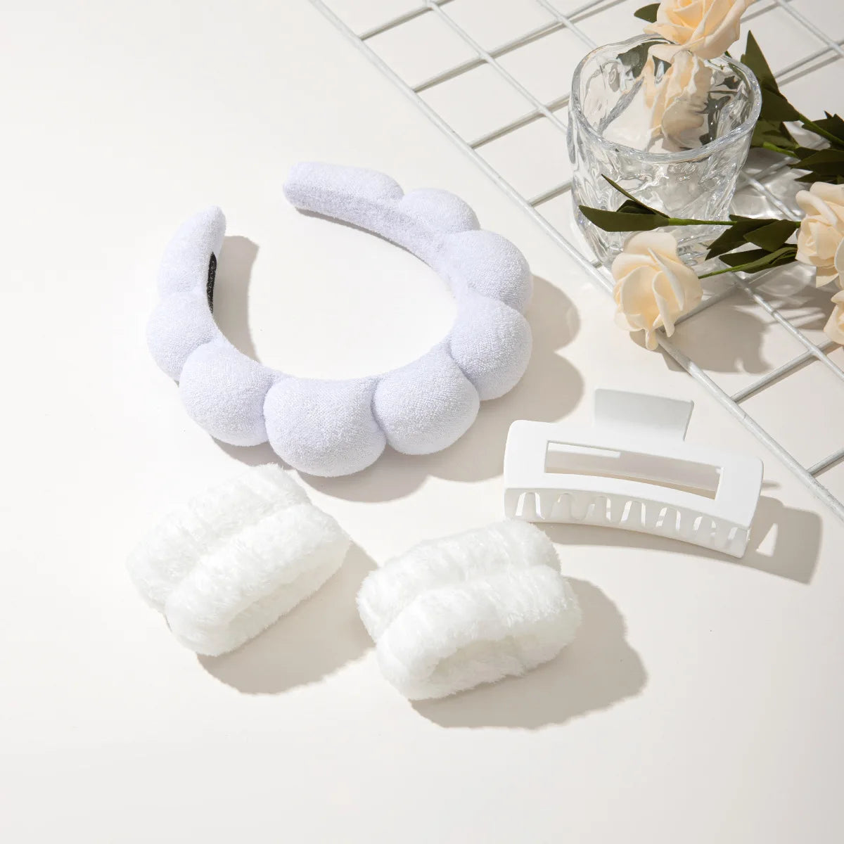 Spa Headband and Wristband Set Skin Care Headband for Wash Face Face Hair Clips for Thick Hair Cute Fluffy Sponge Bubble Makeup
